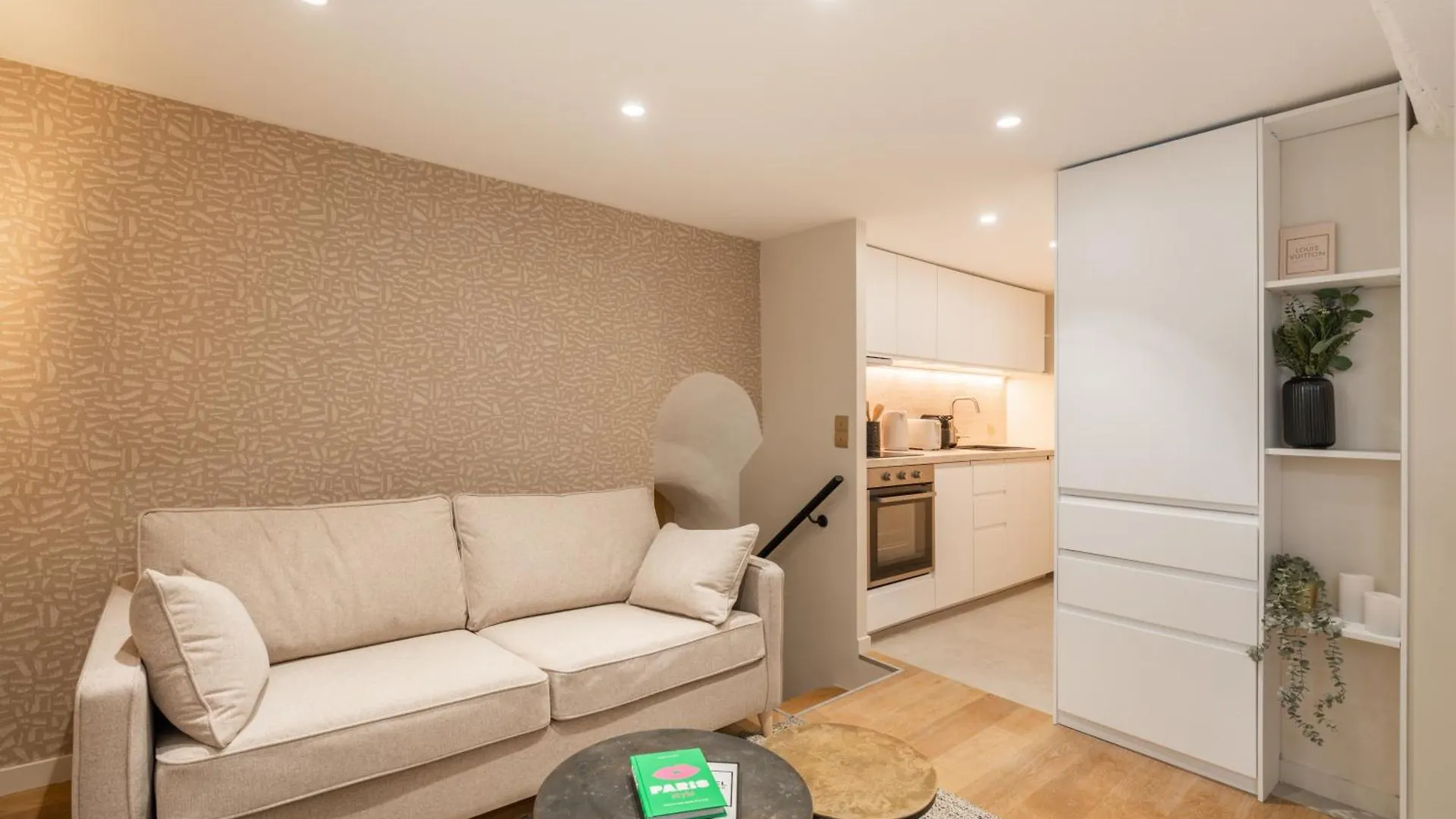Apartment Merveilleux Appartement En Pleins Coeurs Du Marais Paris France