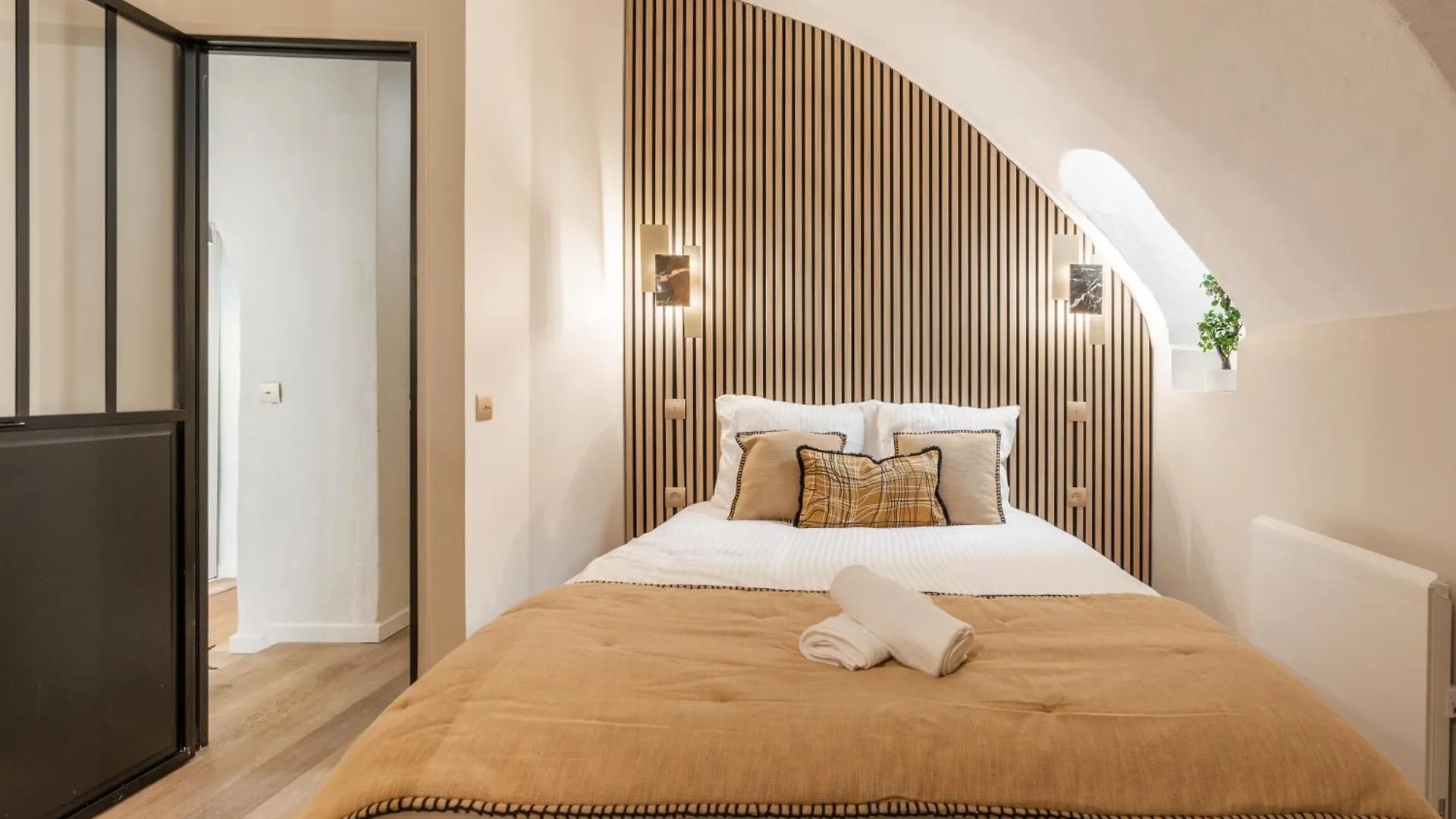 Merveilleux Appartement En Pleins Coeurs Du Marais Paris Apartment