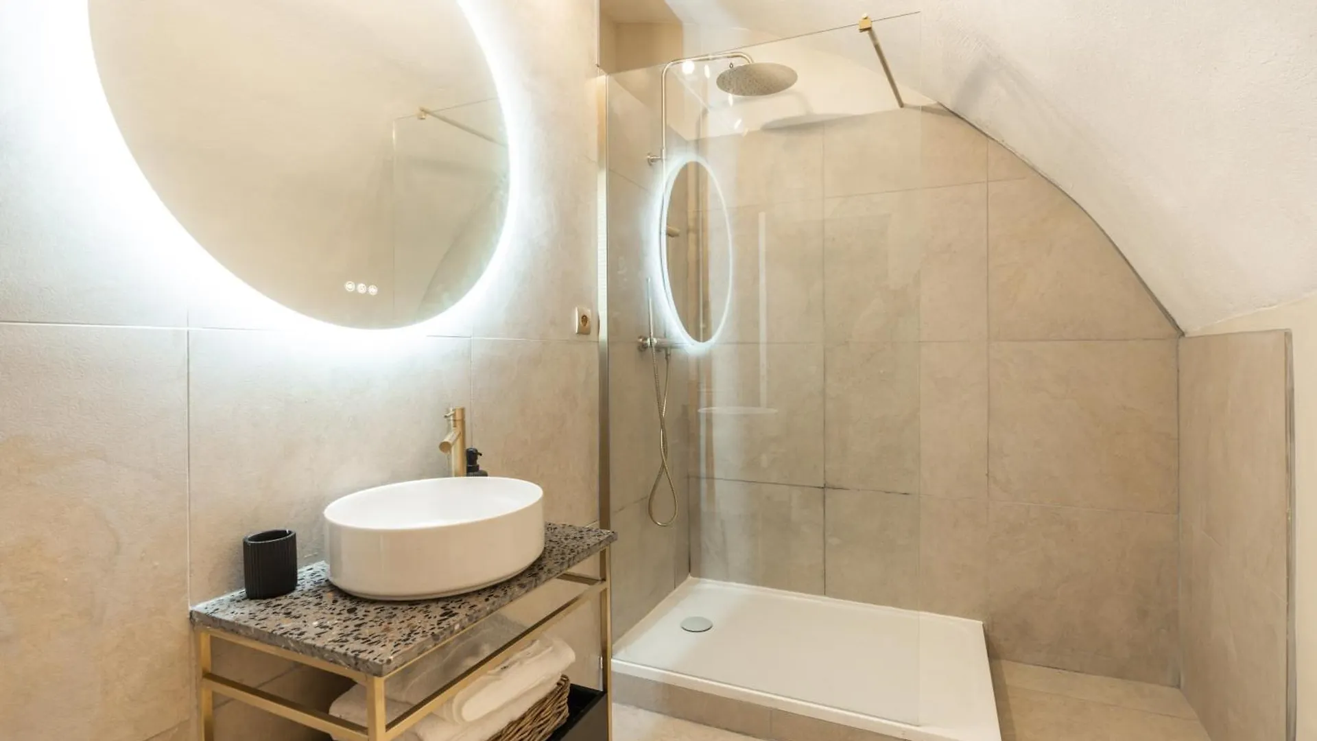 Merveilleux Appartement En Pleins Coeurs Du Marais Paris
