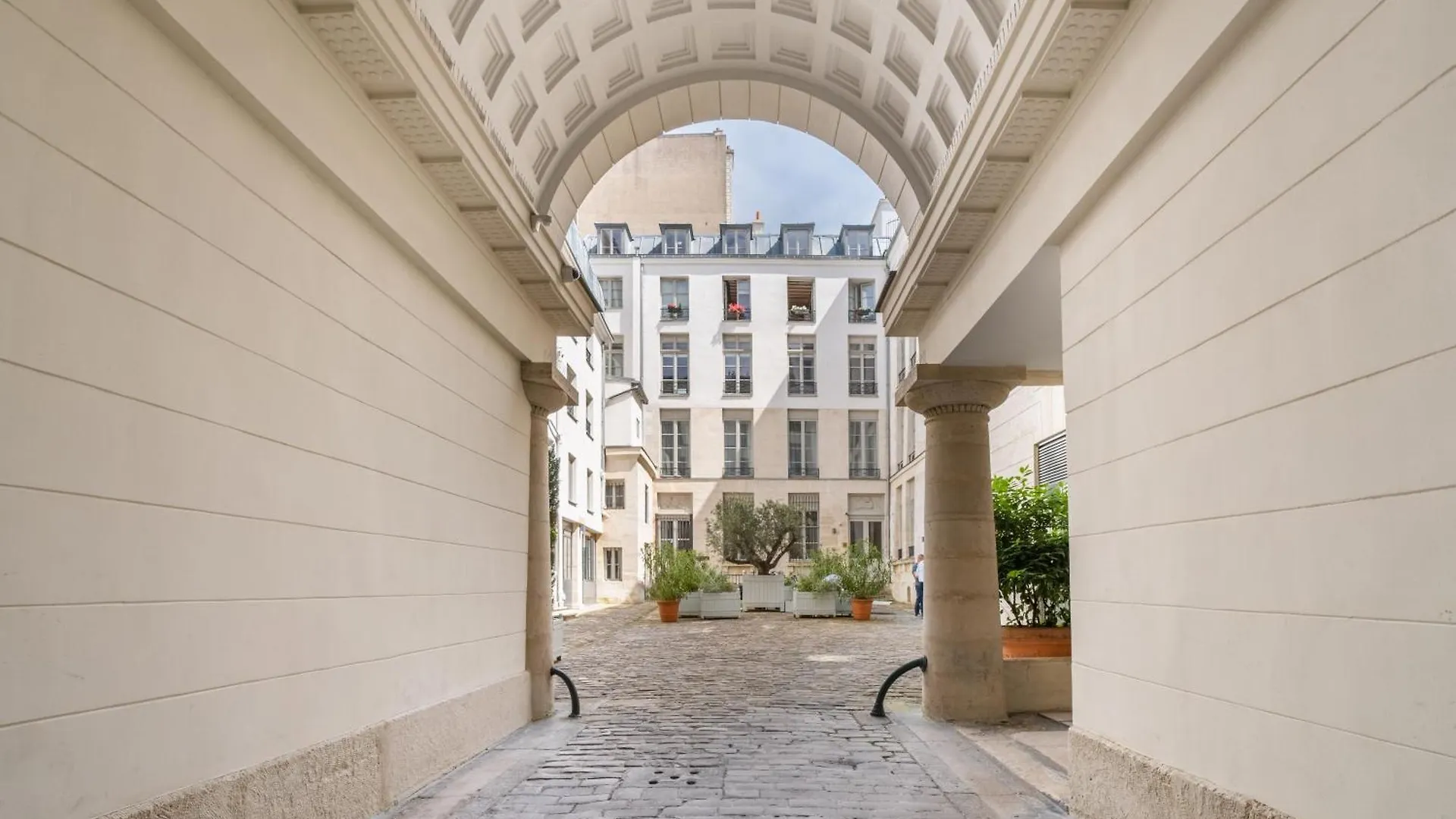 Apartment Merveilleux Appartement En Pleins Coeurs Du Marais Paris